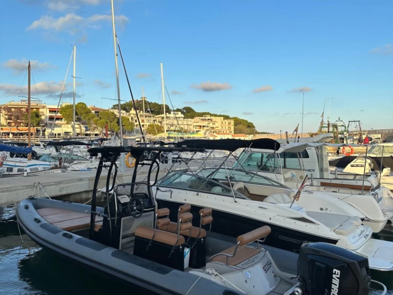 Hire a Rio Rio 700 Cruiser Cala d'Or