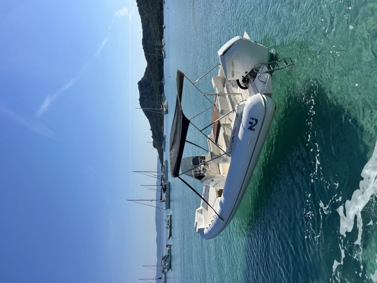 Yacht hire Gapeau cheap Nuova Jolly 700