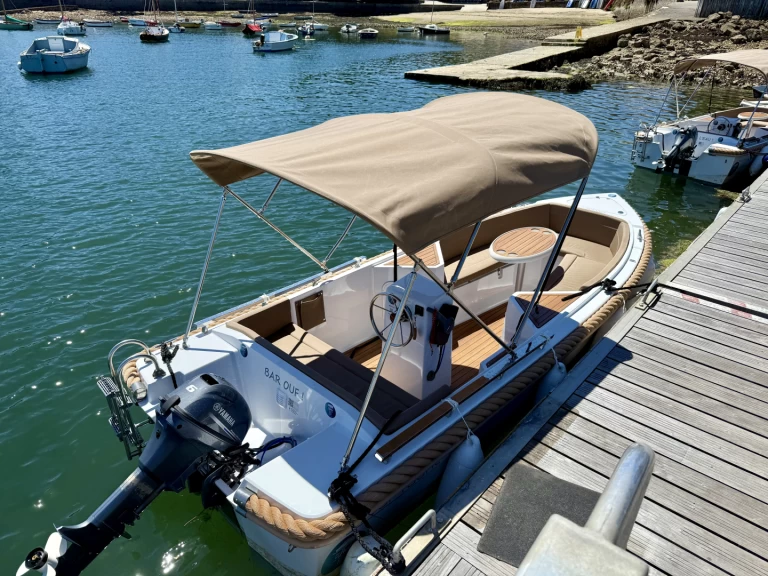 Motorboat hire in Combrit - Silver Yacht Silver 495