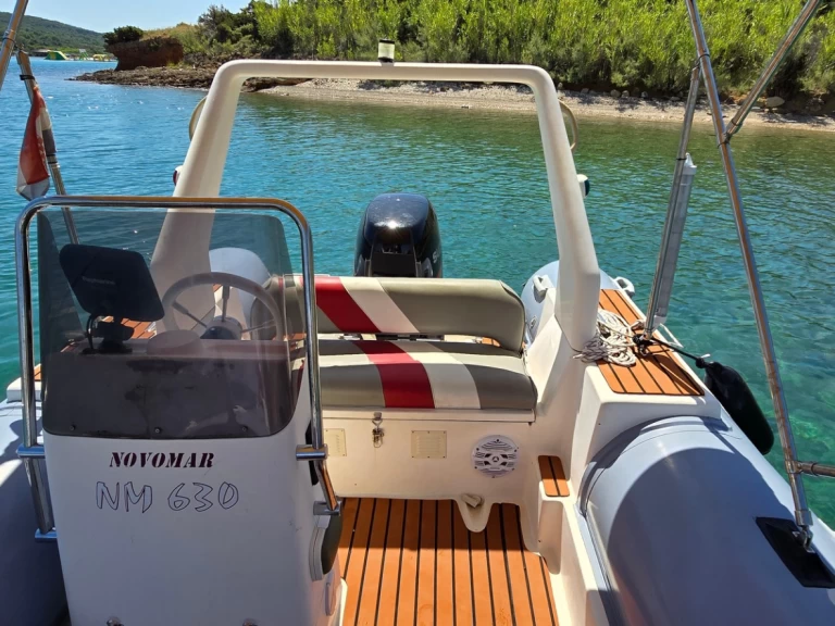 Yacht hire Novalja cheap NM630