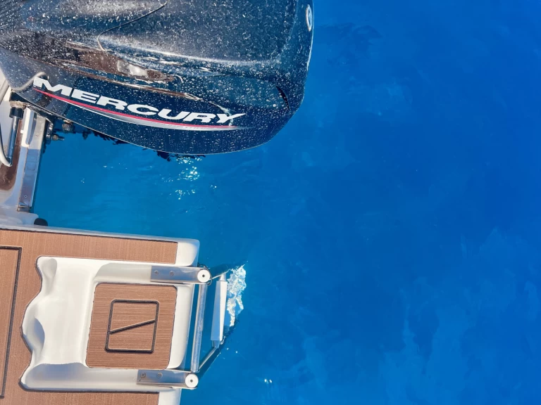 Hire Motorboat Poseidon with a boat licence