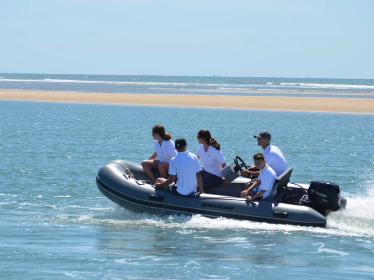 Charter a Quicksilver Quicksilver 380 Alu Rib in El Rompido on Samboat