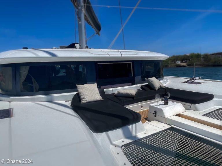 Catamaran to hire Pointe-à-Pitre at the best price