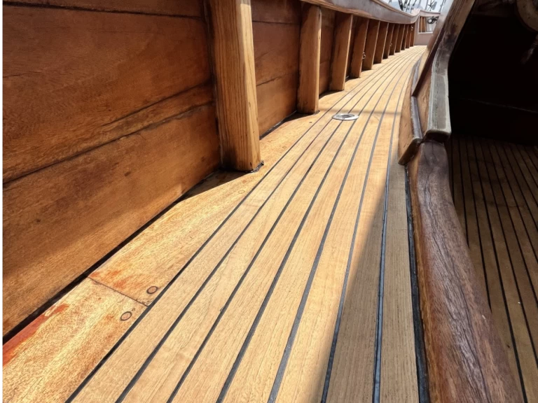 Charter a Cantiere Di Pinto Antonio Motoverelo in Sant Antoni de Portmany on Samboat