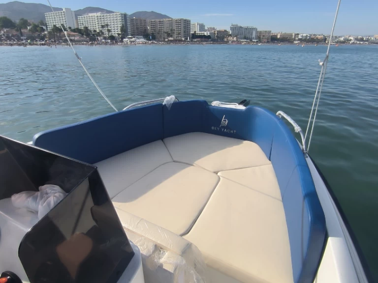 Hire a Bey Yacht 18 Puerto Marina Benalmadena