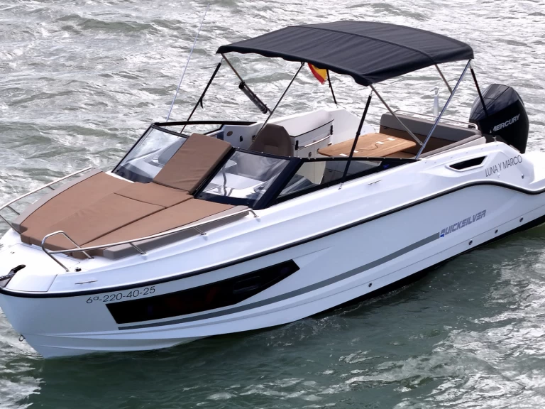 Yacht hire Altea cheap Activ 755 Cruiser