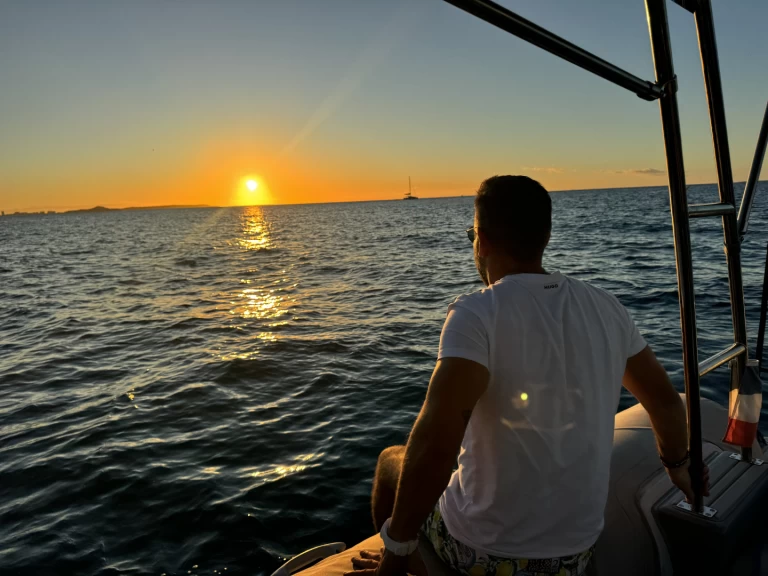 Yacht charter Saint Martin - 3D Tender Lux 655 on SamBoat