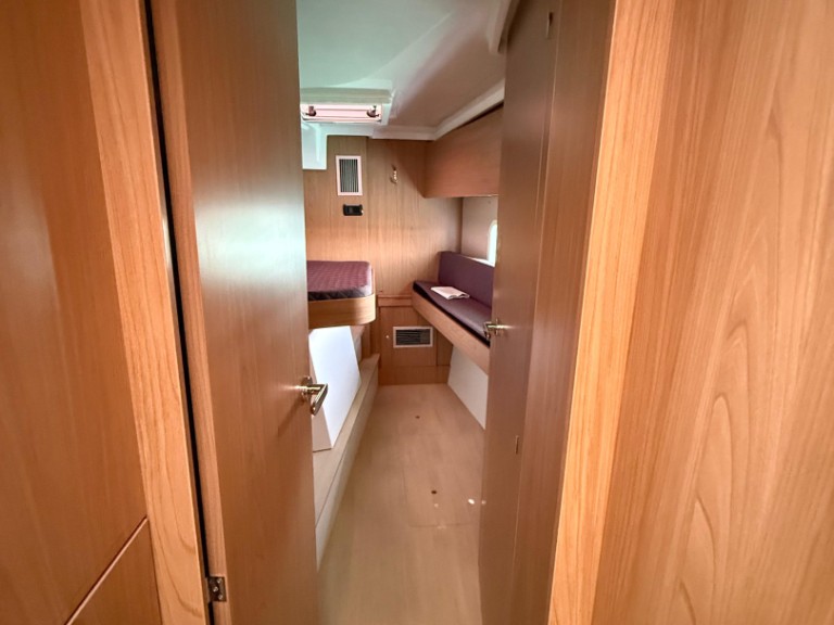 Catamaran to hire Capo d'Orlando at the best price