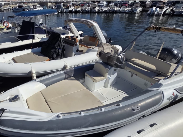 RIB hire in Saint-Florent - MV Marine 800