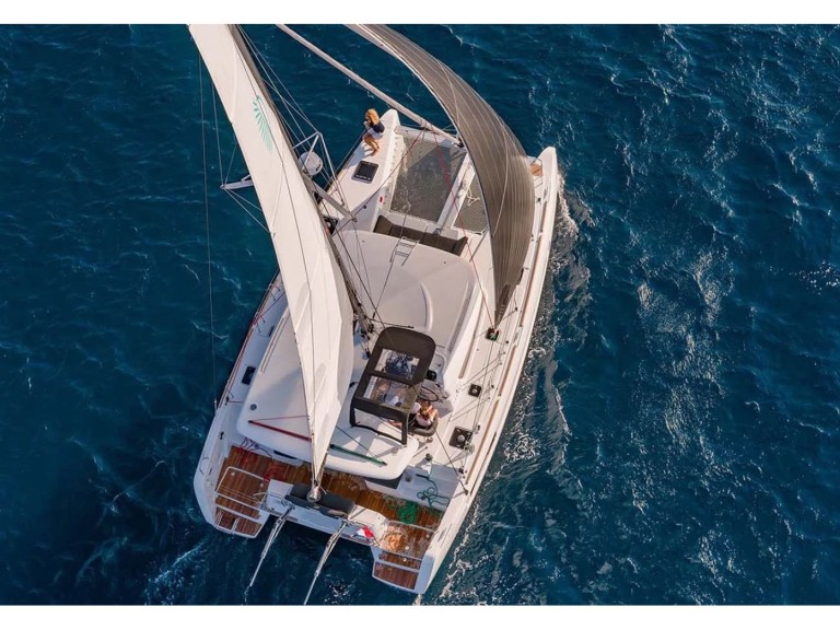 Yacht hire Sant Antoni de Portmany cheap Lagoon 40