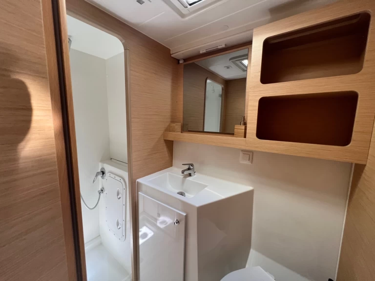 Yacht charter Sant Antoni de Portmany - Lagoon Lagoon 42 on SamBoat