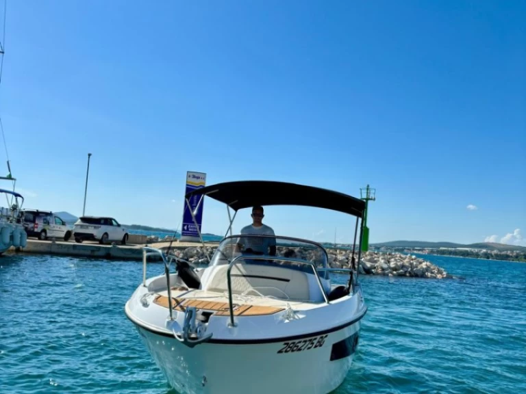 Yacht charter Biograd na Moru - Karnic CY on SamBoat