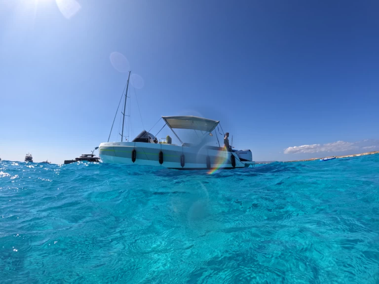 Motorboat hire in Santa Eulària des Riu - Zephyr Zephyr 800