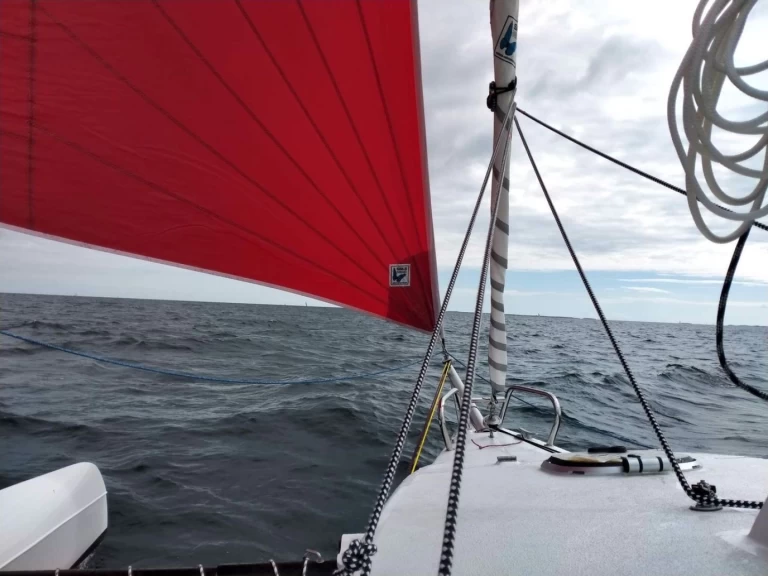 Sailboat hire in Dzaoudzi Island - Astus Boats 20.5 Sport