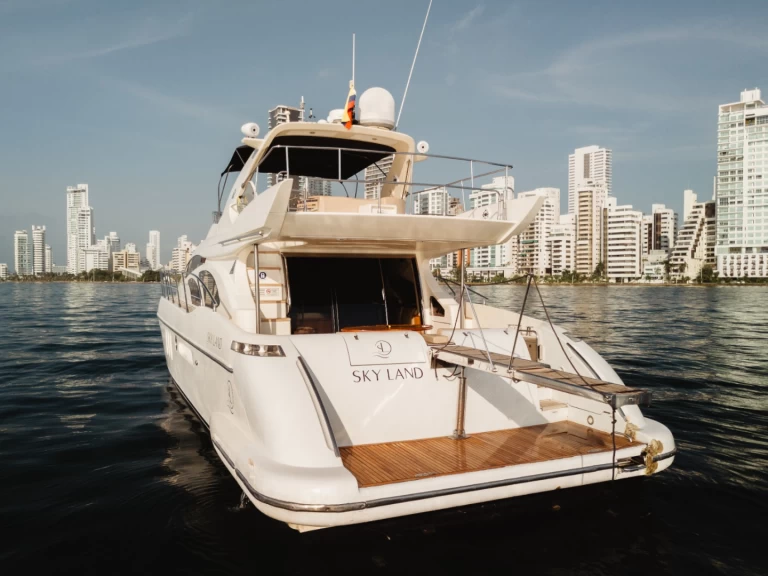 Luxury Yacht to hire Cartagena at the best price