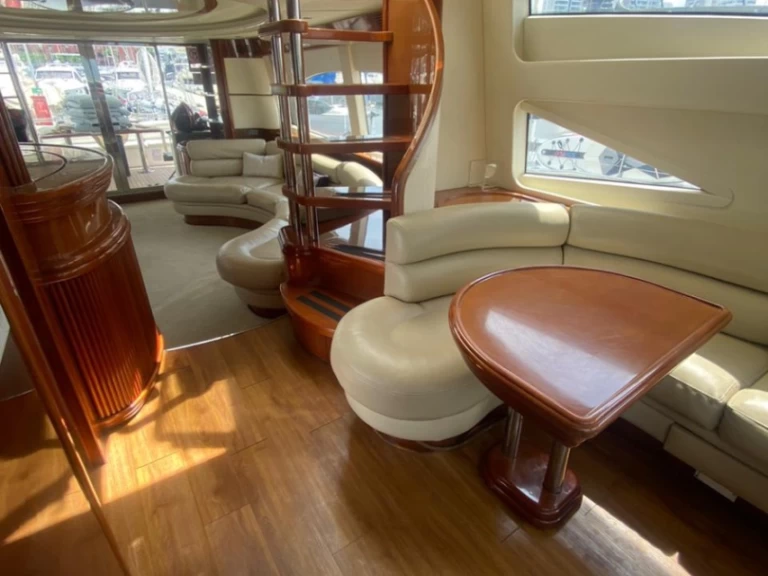 Yacht charter Cartagena - Azimut Azimut 70 on SamBoat