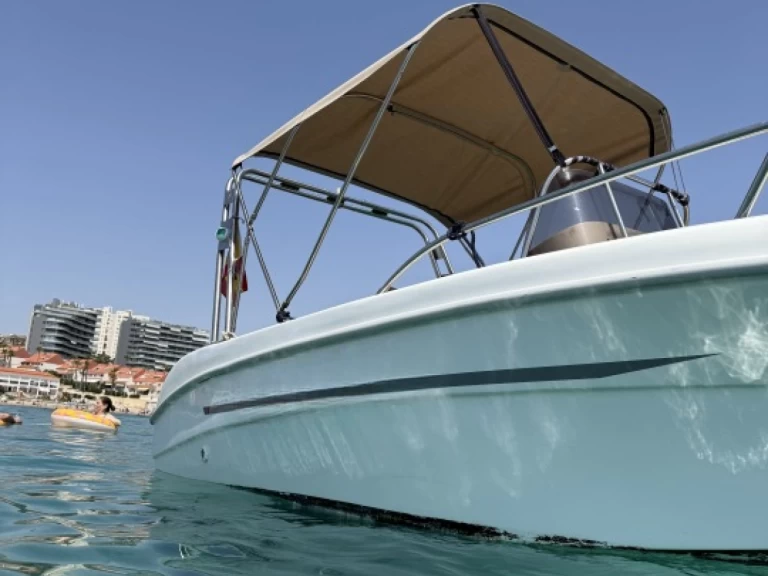 Yacht charter Alicante - Sessa Marine Key Largo 23 on SamBoat