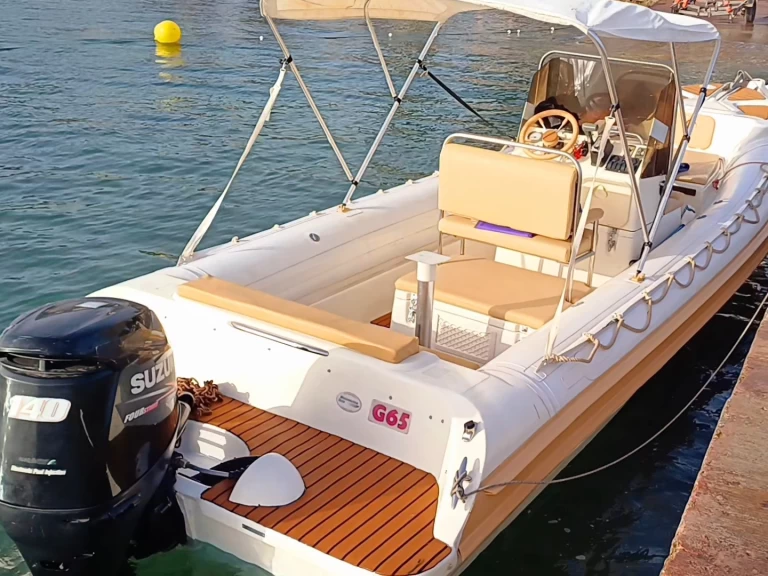 Yacht charter Ibiza Town - Gommonautica G65 on SamBoat
