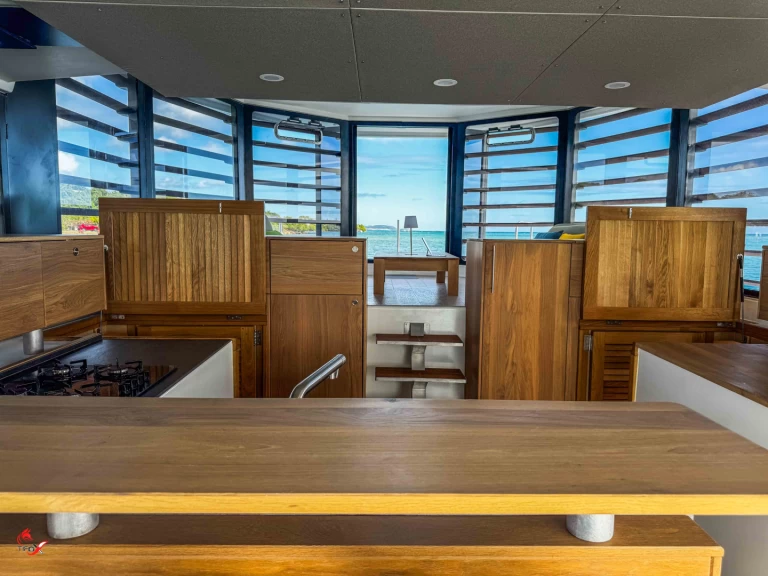 Charter a KAYFLO STAY-Ô in Les Trois-Îlets on Samboat