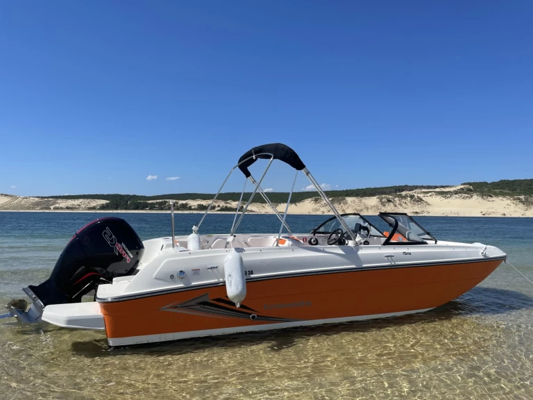 Bayliner E21 charter bareboat or skippered in  Arcachon