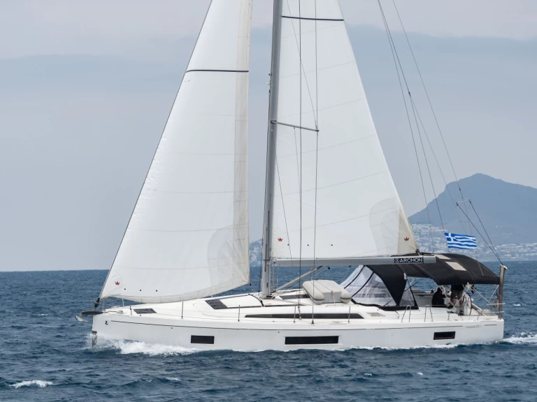 Hire a Bénéteau Oceanis 51.1 / owner's version Rhodes (City)