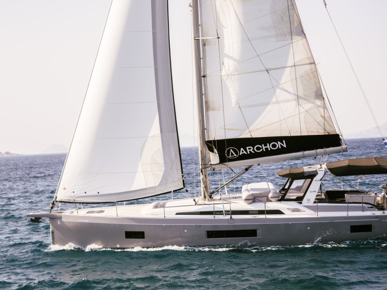 Hire Sailboat Bénéteau with a boat licence