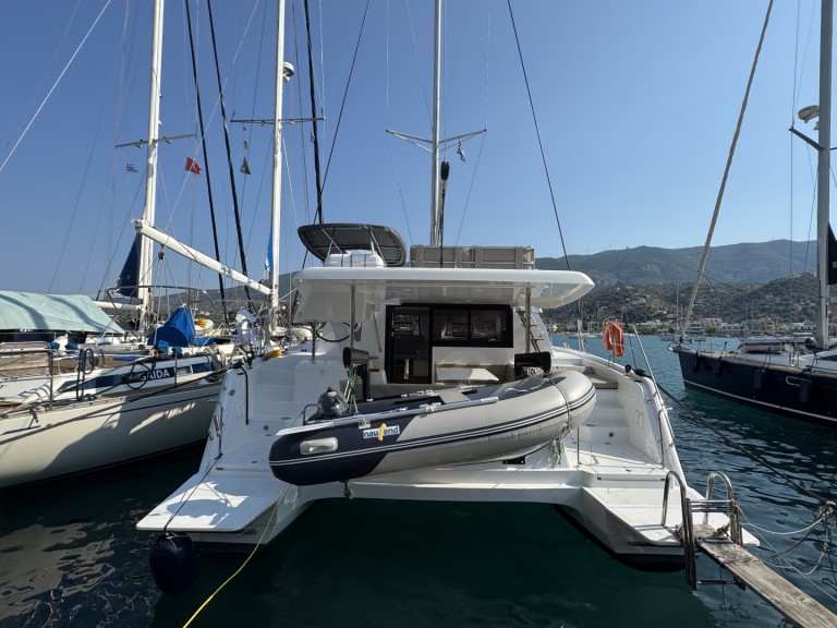 Catamaran hire in Alimos - Aventura Aventura 37