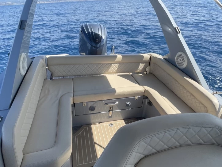 Hire RIB with or without skipper Salpa Antibes