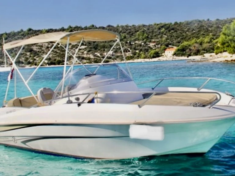 Motorboat to hire Palermo at the best price