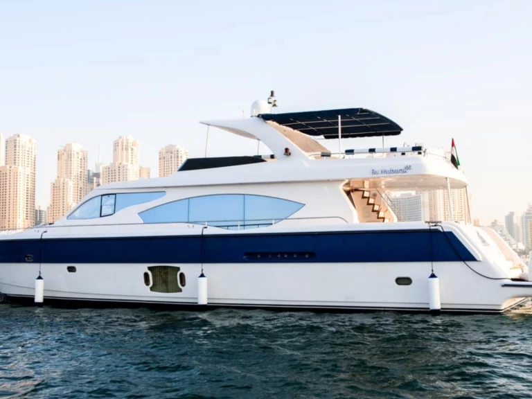 Hire Luxury Yacht with or without skipper Dubai Marine Dubai Marina