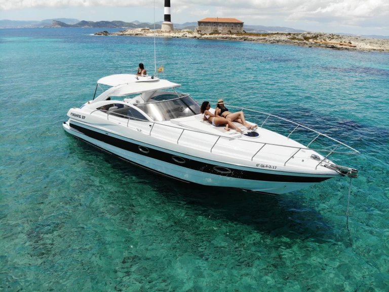 Yacht charter Ibiza Town - Pershing Pershing 37 on SamBoat