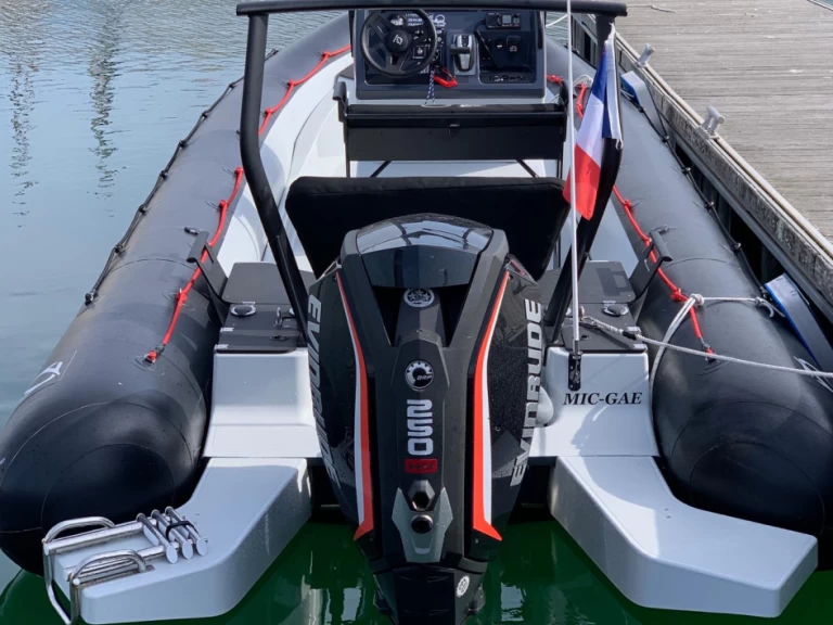 RIB to hire Les Sables-d'Olonne at the best price
