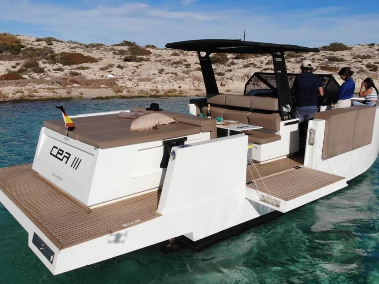 Yacht charter Ibiza Town - De Antonio D34 on SamBoat