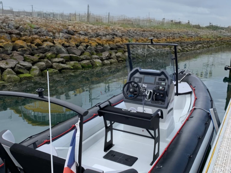 Yacht hire Les Sables-d'Olonne cheap Open 7