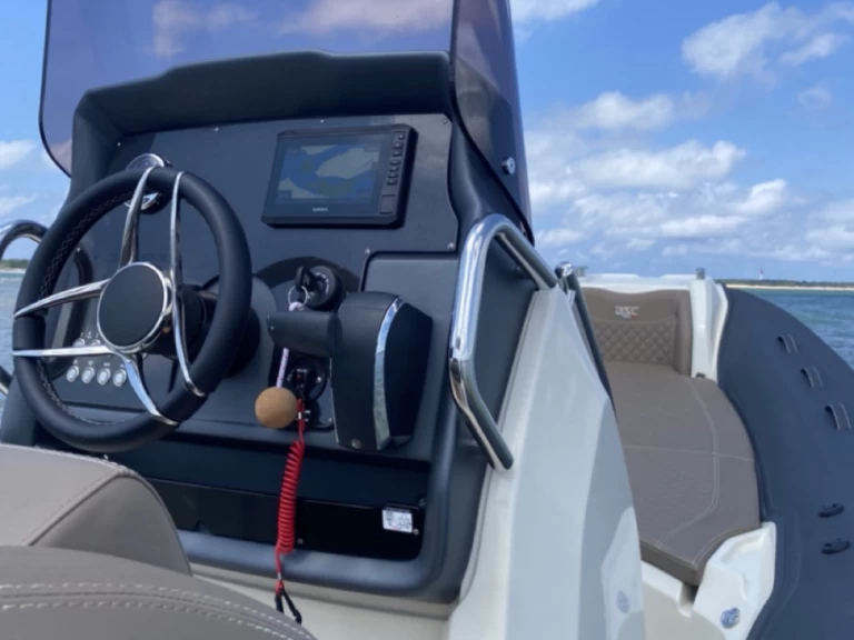 Yacht hire Arcachon cheap BSC 67