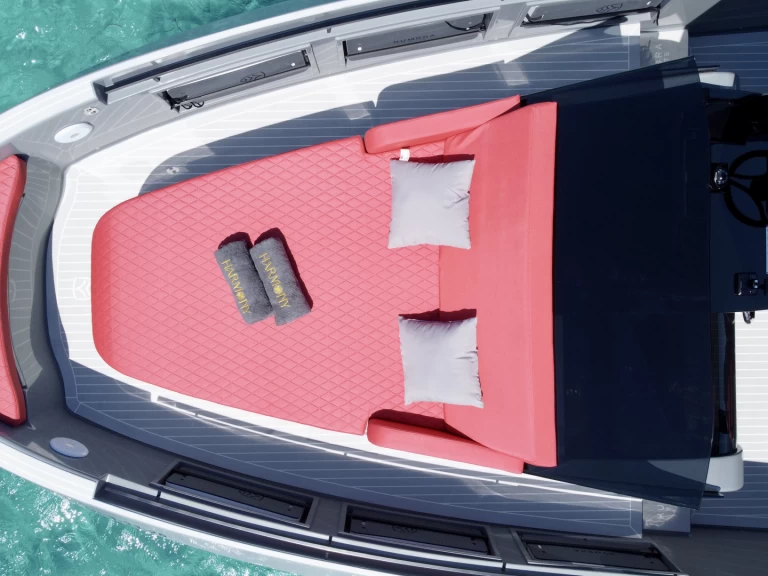 Hire a KUMBRA 34 Ibiza Town