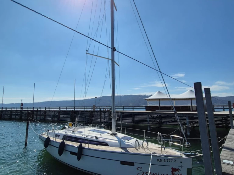 Bavaria Bavaria 37 charter bareboat or skippered in  Bodman-Ludwigshafen