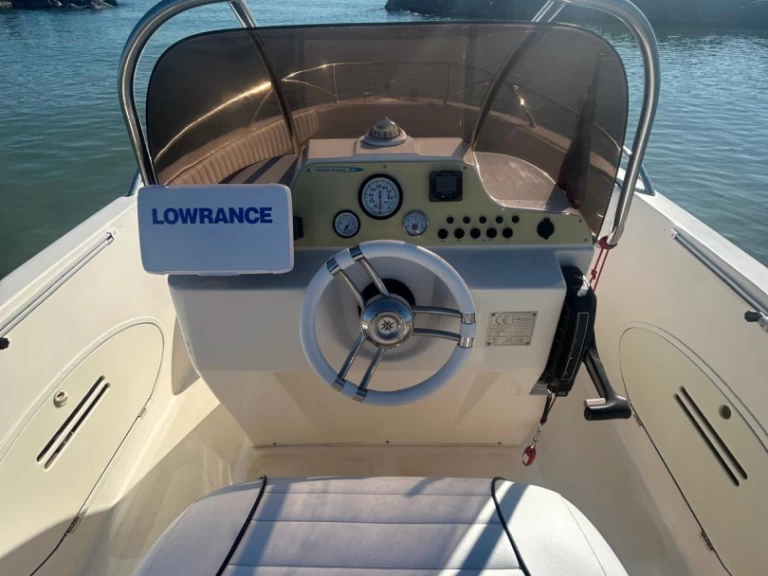 Hire Motorboat with or without skipper Mano Marine Porto San Giorgio