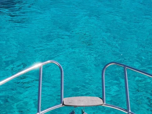 Charter a Jeanneau NC 11 in Gżira on Samboat