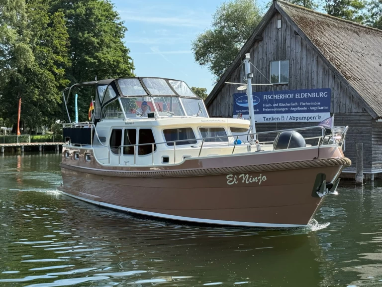 Canal boat to hire Waren (Müritz) at the best price
