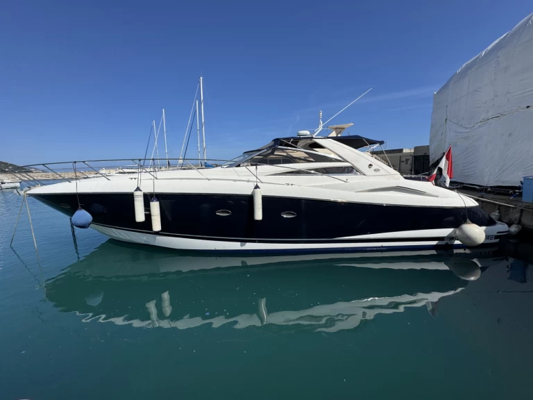 Hire a Sunseeker Portofino 53 Roquebrune-Cap-Martin