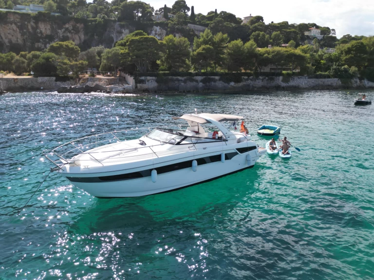 Motorboat to hire Monaco-Ville at the best price