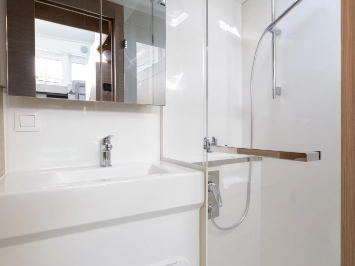 Yacht charter Rogoznica - Lagoon Lagoon 38 on SamBoat