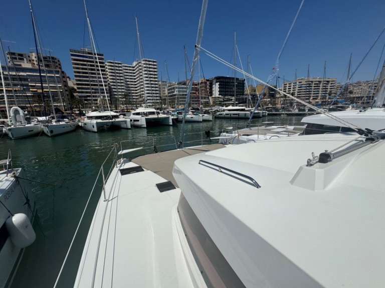 Charter a Bali Bali Catsmart in Palma de Mallorca on Samboat