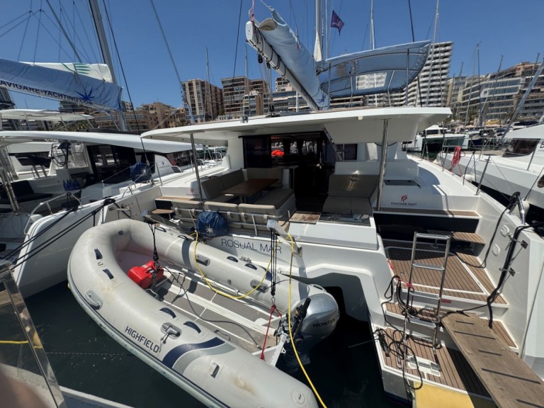 Catamaran to hire Palma de Mallorca at the best price