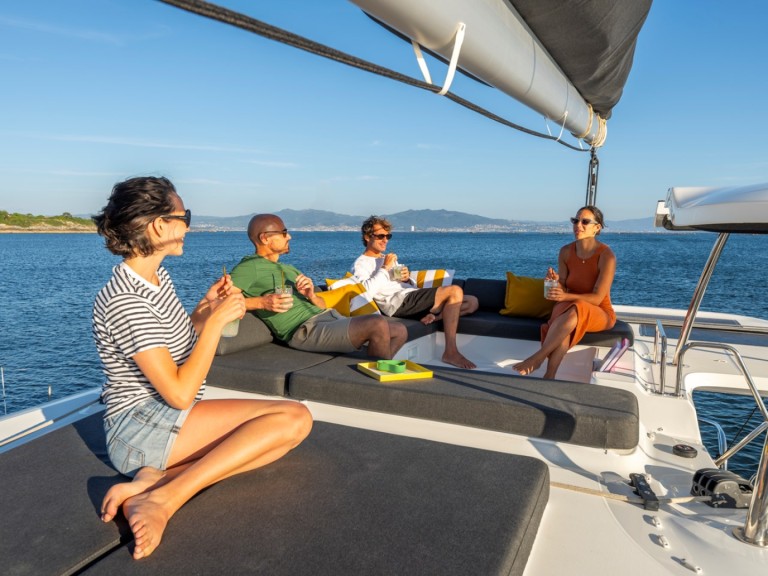 Yacht charter Road Town - Lagoon Lagoon 43 on SamBoat