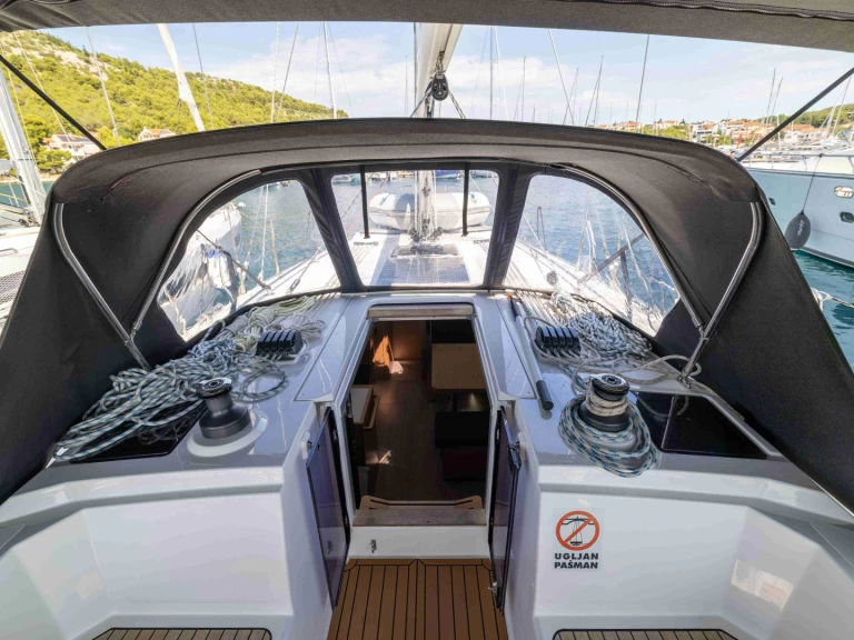 Hire Sailboat with or without skipper Bavaria Drage