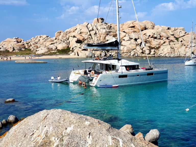 Yacht hire Ajaccio cheap Lagoon 52 F