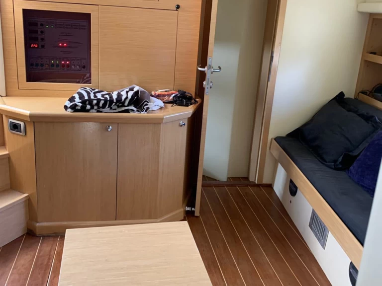 Hire a Bruno Primatist G 46 Cannigione