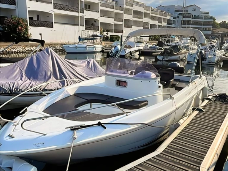 Motorboat hire in Saint-Cyprien - B2 Marine Cap Ferret 650 Open